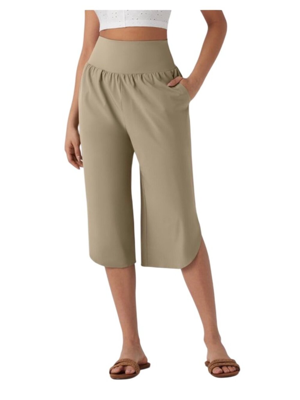 Halara Breezeful High Waisted Tummy Control Curved Hem Quick Dry Resort Capri L